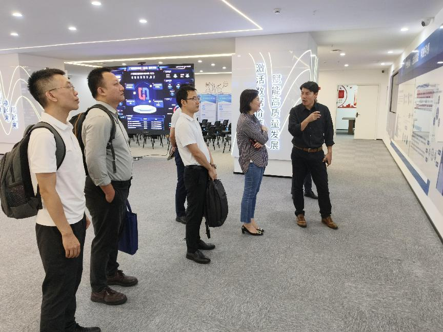 广东省信息网络有限公司一行到惠州服务基地调研研讨(图2)